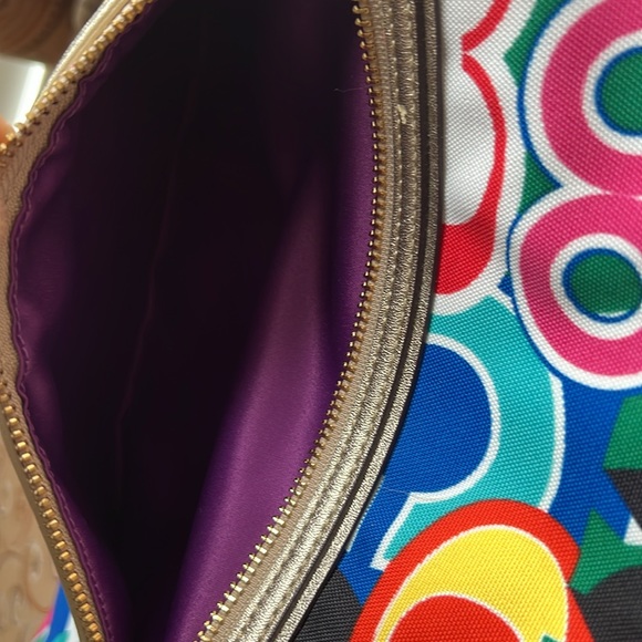 Authentic Coach purse - Picture 13 of 14